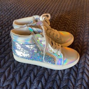 Iridescent Hightop Sneakers - New